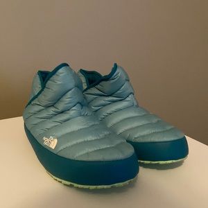 The North Face Thermoball Slippers - Size 9